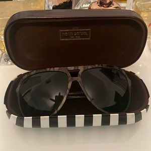 Henri Bendel Aviator Sunglasses 🕶